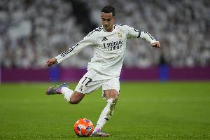 半岛体育娱乐-罗马诺：药厂正与巴斯克斯展开谈判，若接受报价将很快达交易