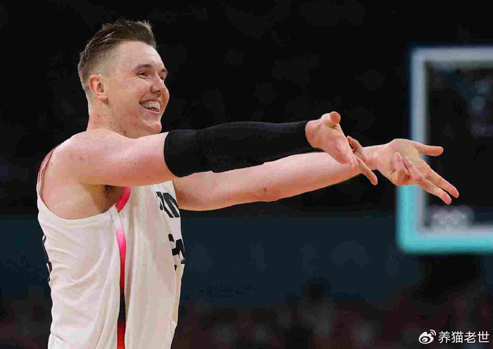 半岛体育下载-日本队临阵换将，韩日男篮火药味十足，三一节让比赛变了味|日本男篮|韩国|归化|韩国队|球员_新浪体育_新浪新闻